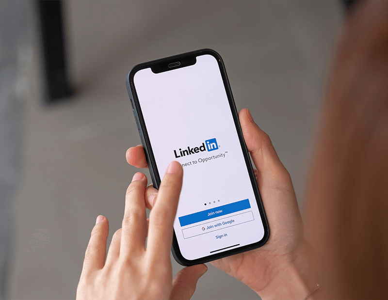 With so many employees, managers, business owners, and members of the c-suite all in one place, you may have wondered how to promote your business on LinkedIn